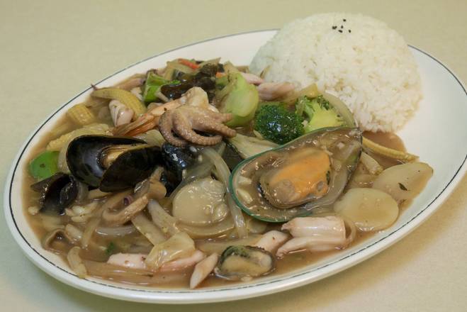 Jab Tang Rice (잡탕밥)