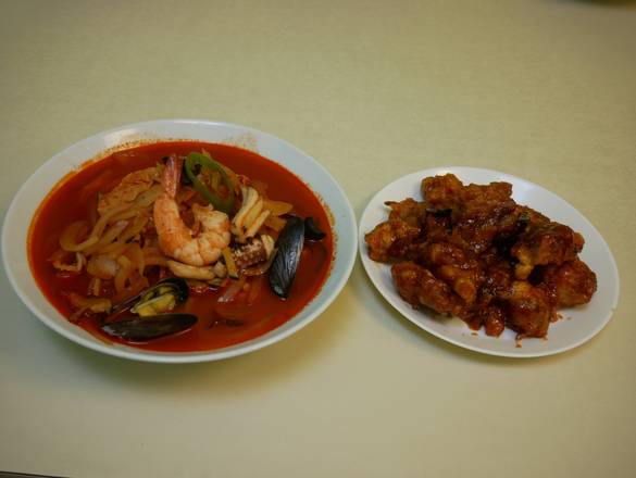 Kan Poong Ki and Spicy Jam Bong (깐풍기 + 짬뽕)