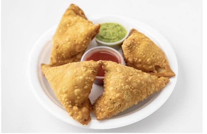 Vegetable Samosa (1 Pc)