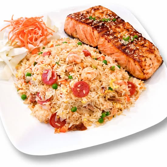 R9. Special Fried Rice with Salmon