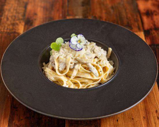 Fettuccine Alfredo