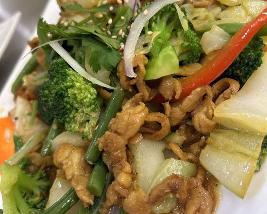 46. Chicken or Wagyu Beef Stir Fried