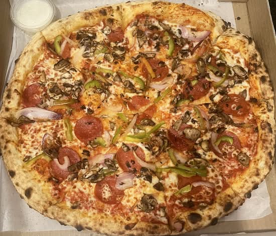Reggiano's Deluxe (14 ")