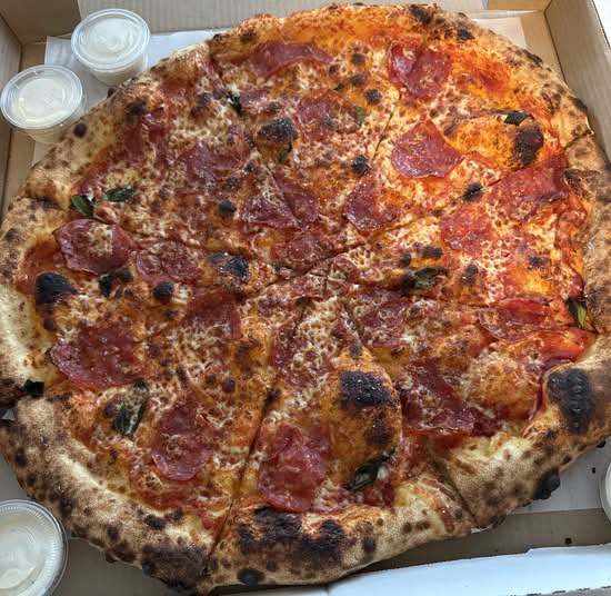 The Bee Sting (18")