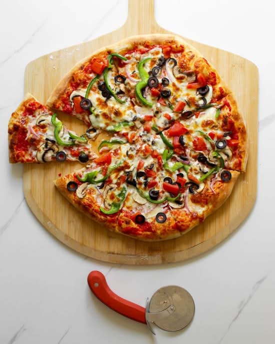 Pizza Végétarienne / Vegetarian Pizza