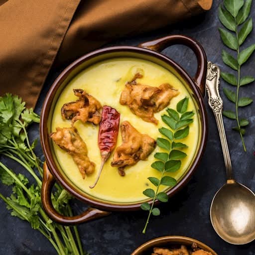 Kadhi Pakora