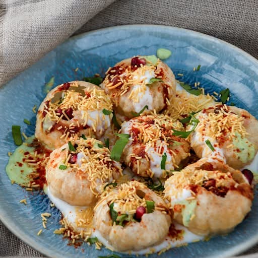 Dahi Batata Puri