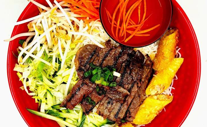B7. Bun Bo Nuong Cha Gio - Grilled Beef & Spring Roll