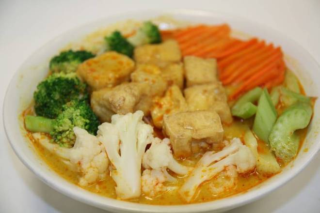 #101 Curry Tofu Vegetable Soup with Vermicelli