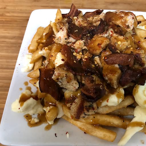 Poutine Club épicé / Spicy Club Poutine