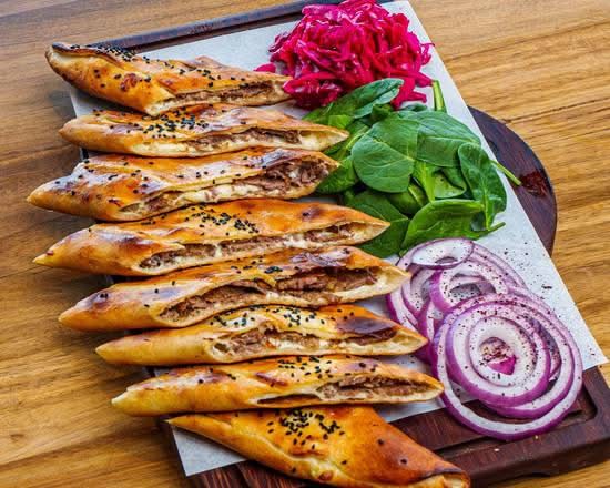 Ground Veal Pide with Mozzarella (Kiymali Kasarli Pide)