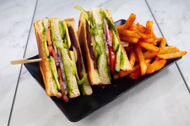 Bombay Club Sandwich