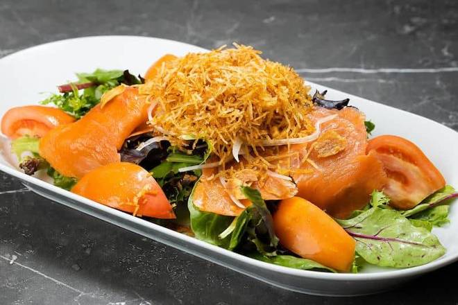 Smoked Salmon Tomato Salad