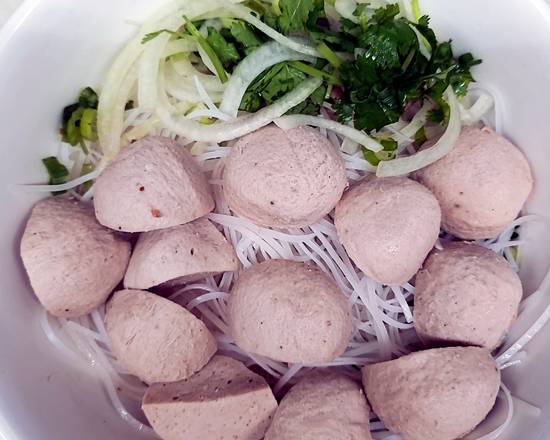 26. Chicken Ball Pho (PHỞ GÀ VIÊN)