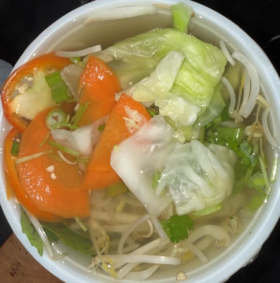 Noodle and Veggie in Soup (PHỞ KHÔNG THỊT)