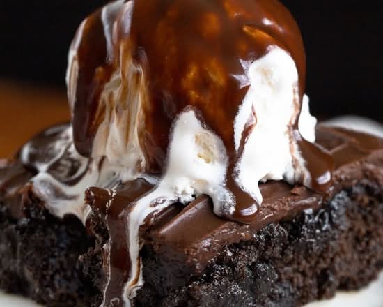 Fudgy Brownie Ala Mode (Vanilla Ice Cream Included)