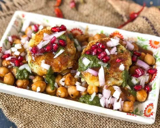 Aloo Tikki Chaat