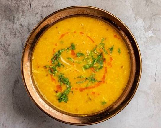 Dal Tadka(Yellow dal)(Served with Free Naan or Rice or Roti)