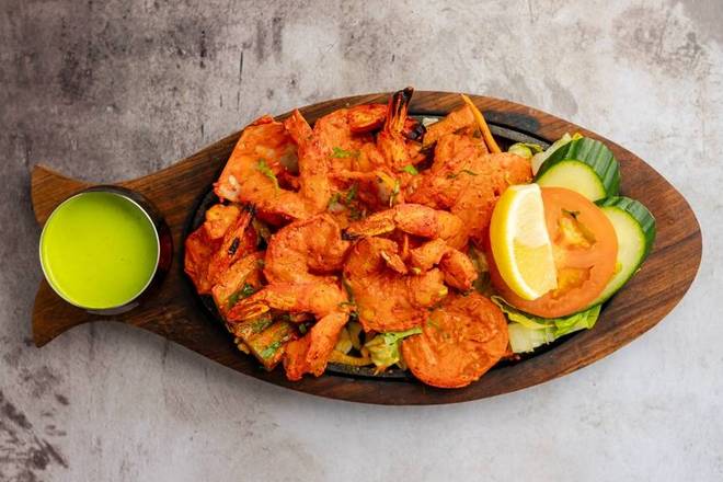 Tandoori Prawns -8 pcs(Served with Free Naan or Rice or Roti)