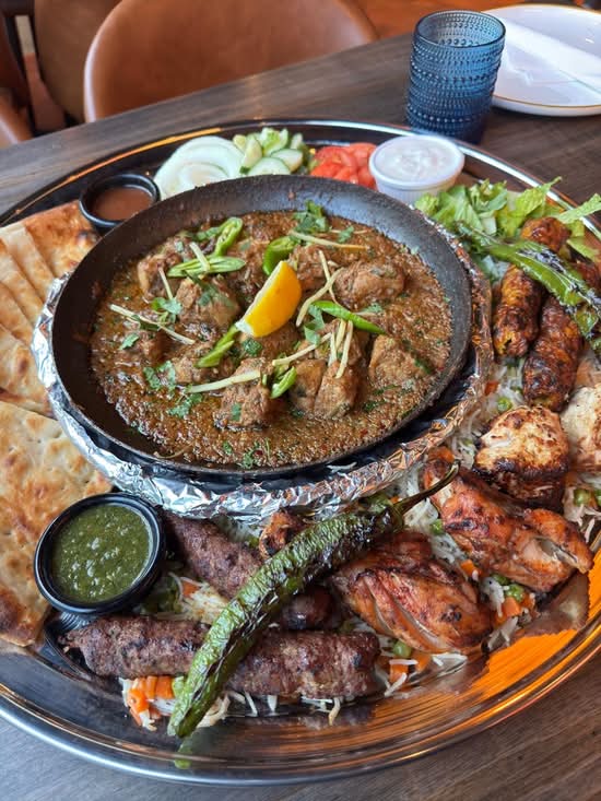 Kboys Family Platter- (Goat Karahi)