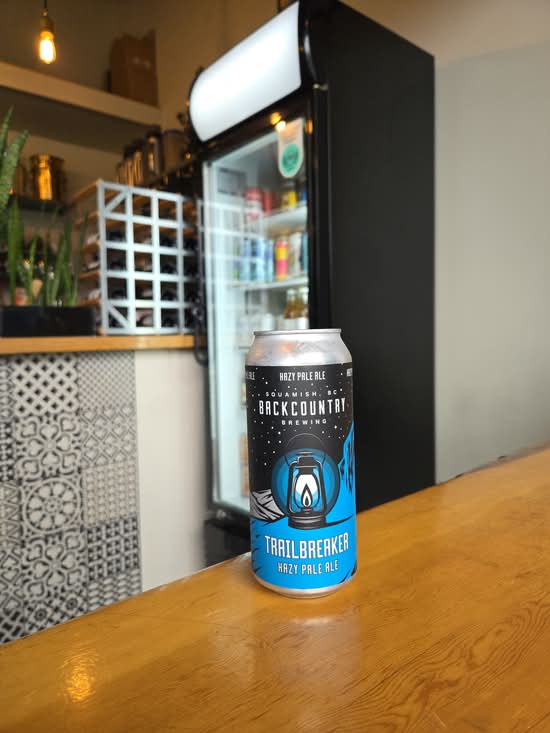 Backcountry Trailbreaker Hazy Pale Ale - 473ml - Alc./Vol - 5.0%25