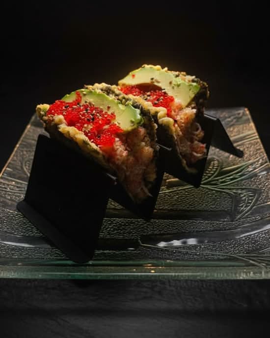 Sushi Saumon Tacos (1 mcx) / Sushi Salmon Tacos (1 pcs)