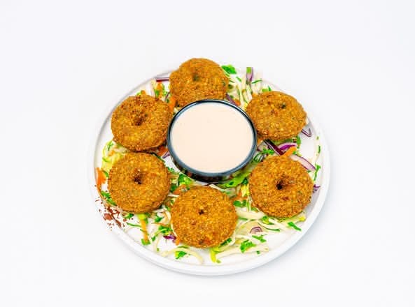 Falafel Salad (6 pcs)
