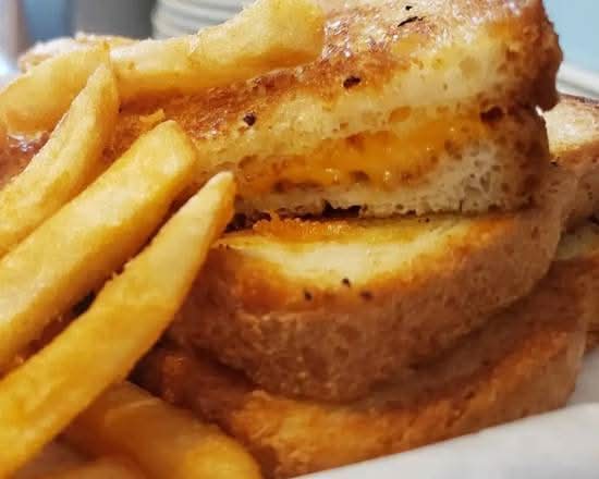 Kids Grill Cheese and Fries