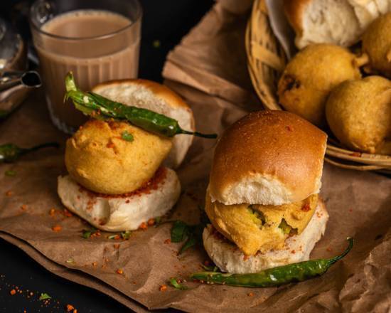 Station Vada Pav (2 Pcs)