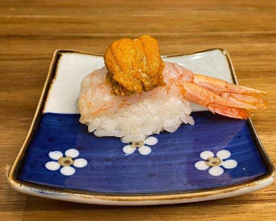 Ama Ebi + Uni Sushi (1pc)