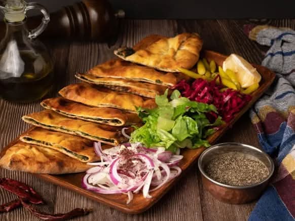 Chicken  Pide