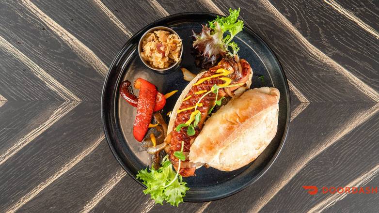 Grilled Sausage / Fried Onions / Bun