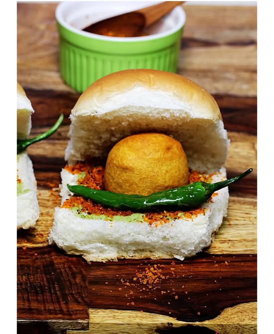 Vada Pav 2pc
