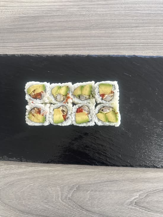 Shrimp Tempura Roll (8 Pcs)