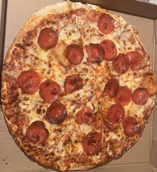 12" Medium BBQ Chicken Pizza