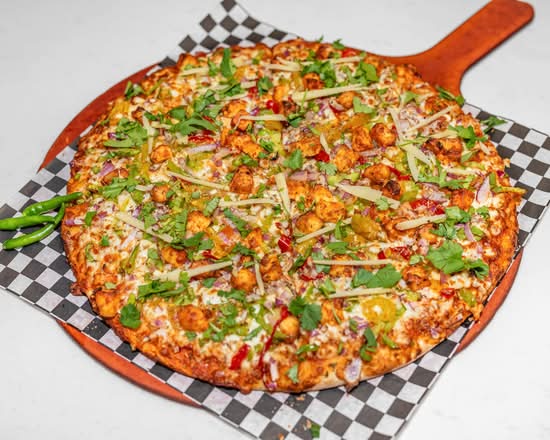 Butter Chicken Pizza