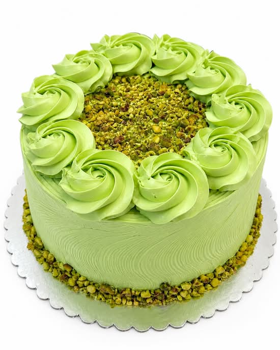 Dubai kunafa Chocolate Cake