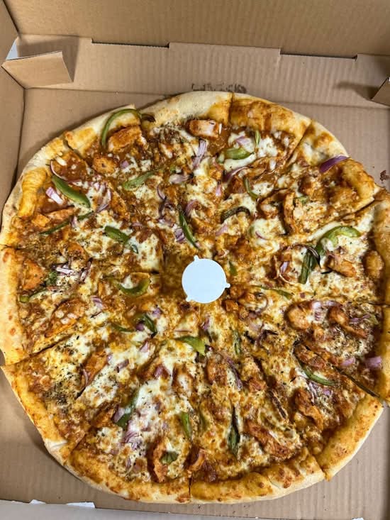 Butter Chicken Pizza