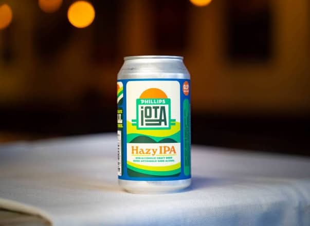 Phillips IOTA Hazy IPA, 355ml Canned Beer (0.5%25 ABV)
