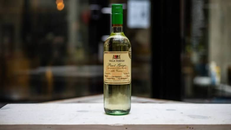 Villa Teresa Pinot Grigio, 750 ml Bottle White Wine (12%25 ABV)
