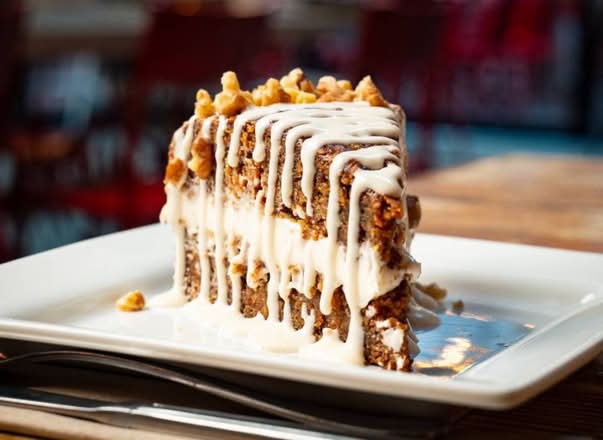 Cream Cheez Glazed Carrot Cake ◊‡