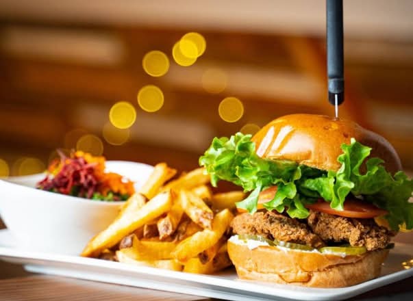 Southern Fried Chick'un Burger ‡