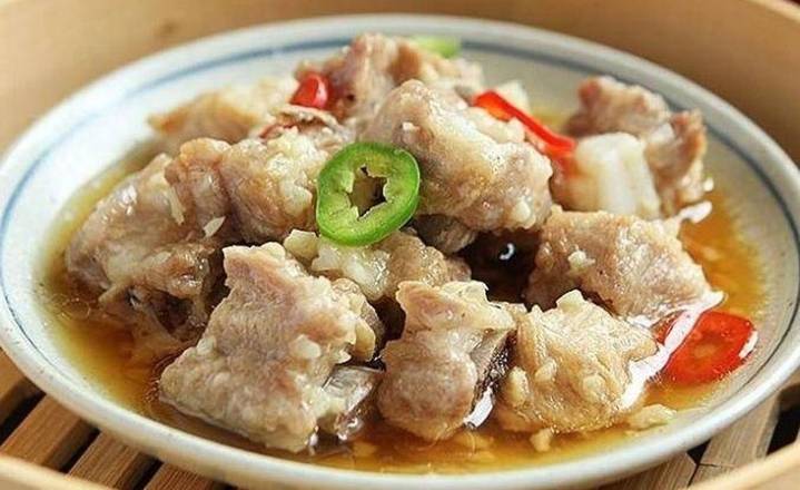 D06 Steamed Spare Ribs