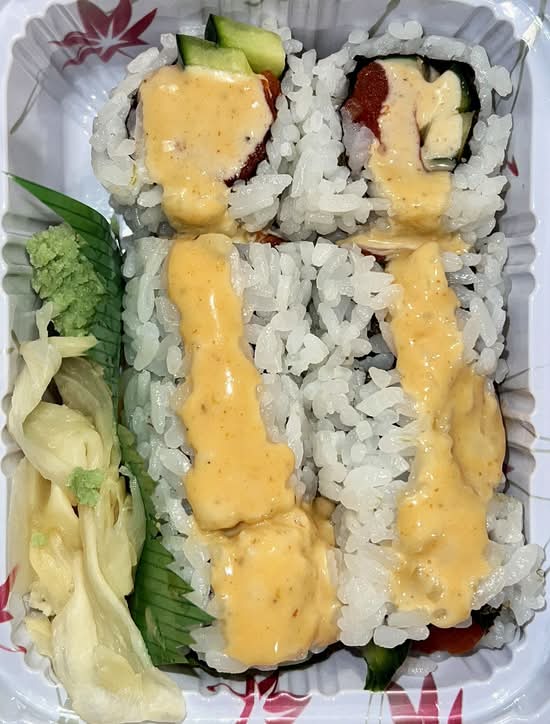 Spicy Salmon Roll