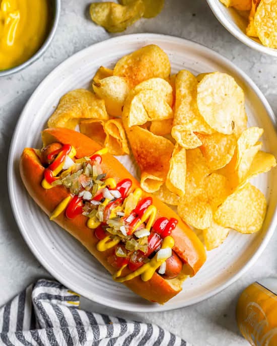 All-Beef Hot Dog & Chips Combo with Pop