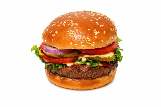 100%25 Fresh Chuck Steak Cheeseburger Combo (6oz)