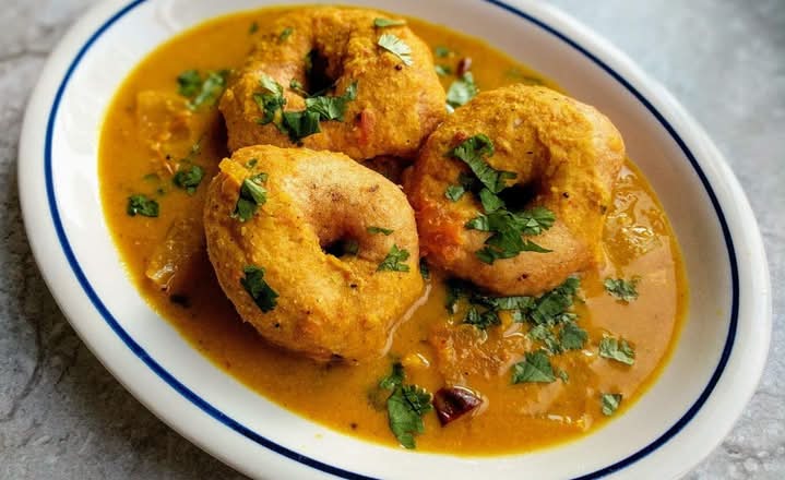 SAMBAR VADA