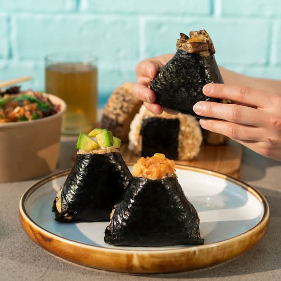 Onigiri - Saumon épicé / Onigiri - Spicy Salmon