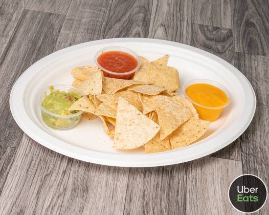 Croustilles avec Queso / Chips with Queso