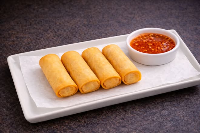 Veggie Spring Roll (4 pcs)